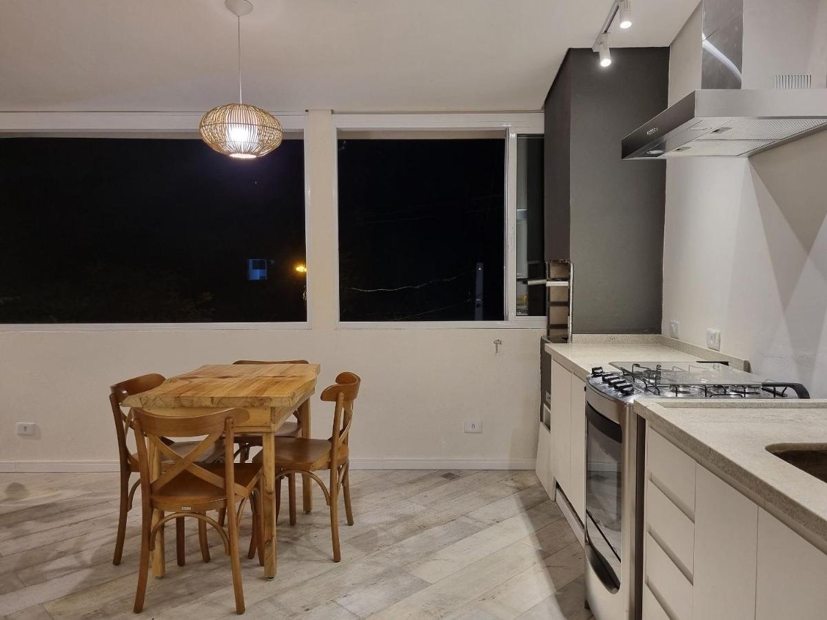 Casas Com Jacuzzi E Churrasqueira A 500 Metros Da Praia Do Pereque Na Ilhabela Kültér fotó